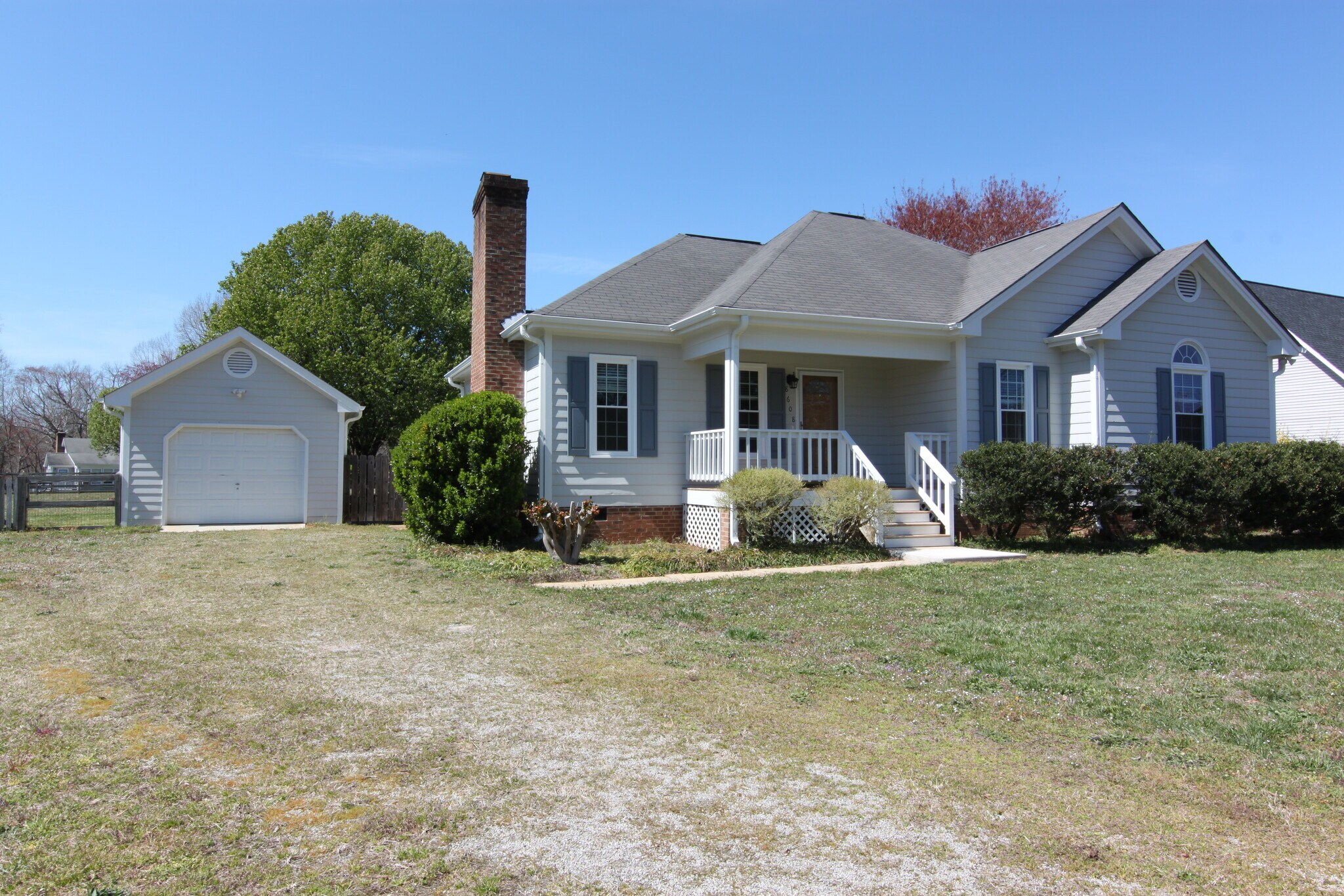 Building Photo - 8608 Manns Loop Rd