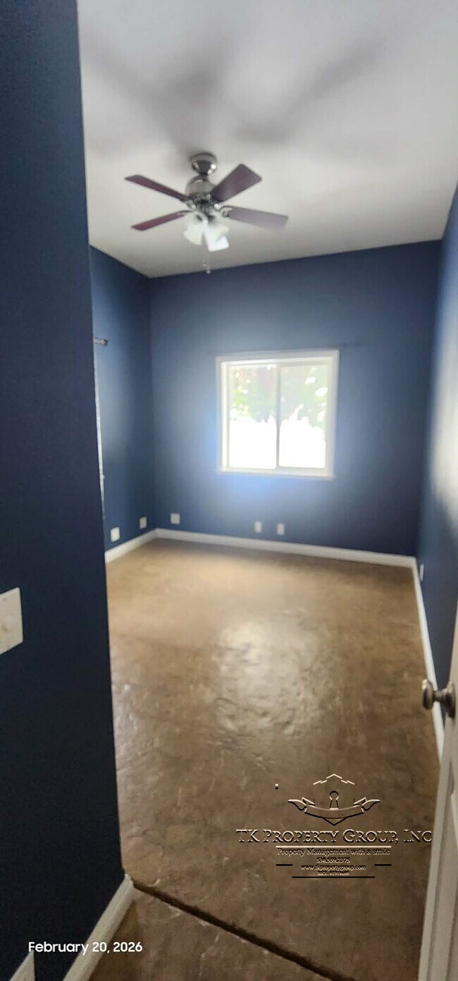 Building Photo - 18449 Shasta Dam Way