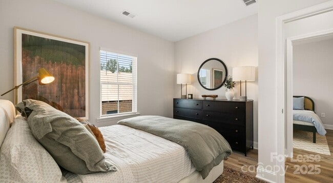 Building Photo - 1748 Marglyn Dr