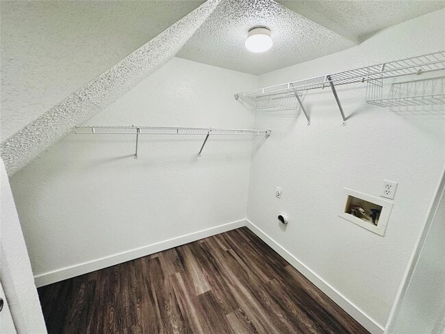 Building Photo - 1314 Southport Dr