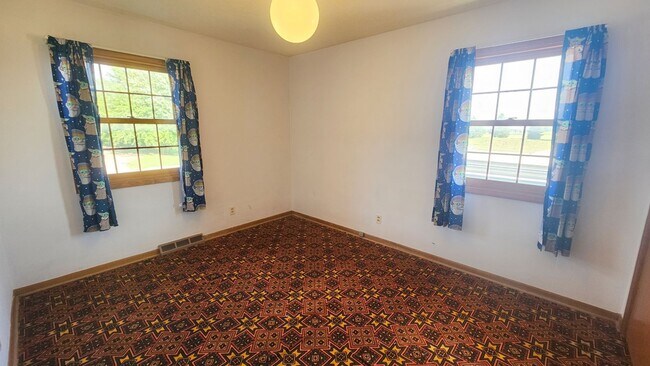 Building Photo - Charming 3-Bedroom Home in Prime Ankeny Location with Spacious Backyard & Modern Upgrades
