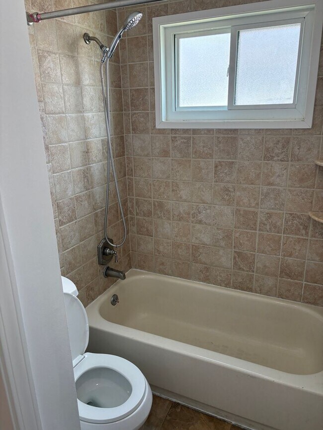 Building Photo - 3 Bed Single family in Morton