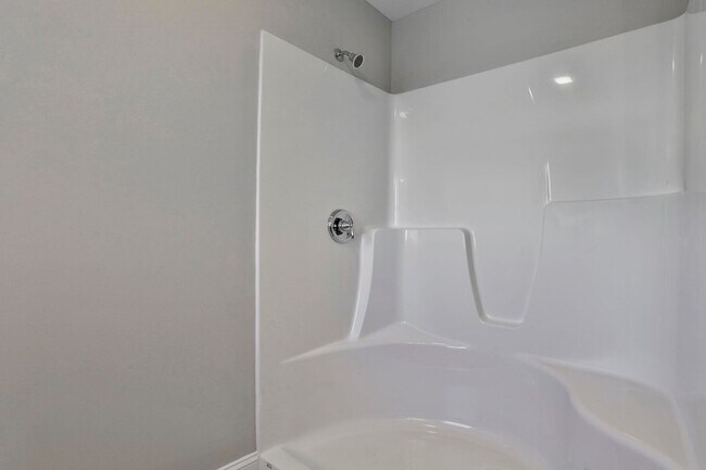 Building Photo - 39b Windsor lane