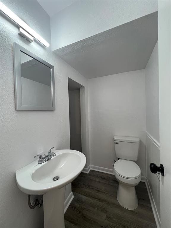 Building Photo - 2306 Barton Village Cir