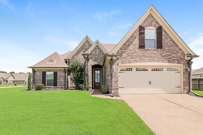 Primary Photo - 155 Acadis Cir