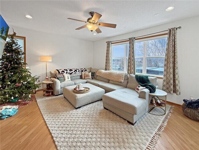 Building Photo - 4591 Empress Way N