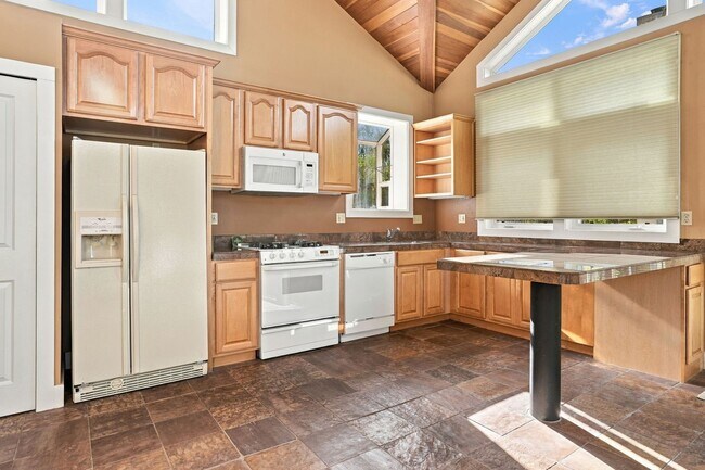 Building Photo - 25 Biscayne Ct