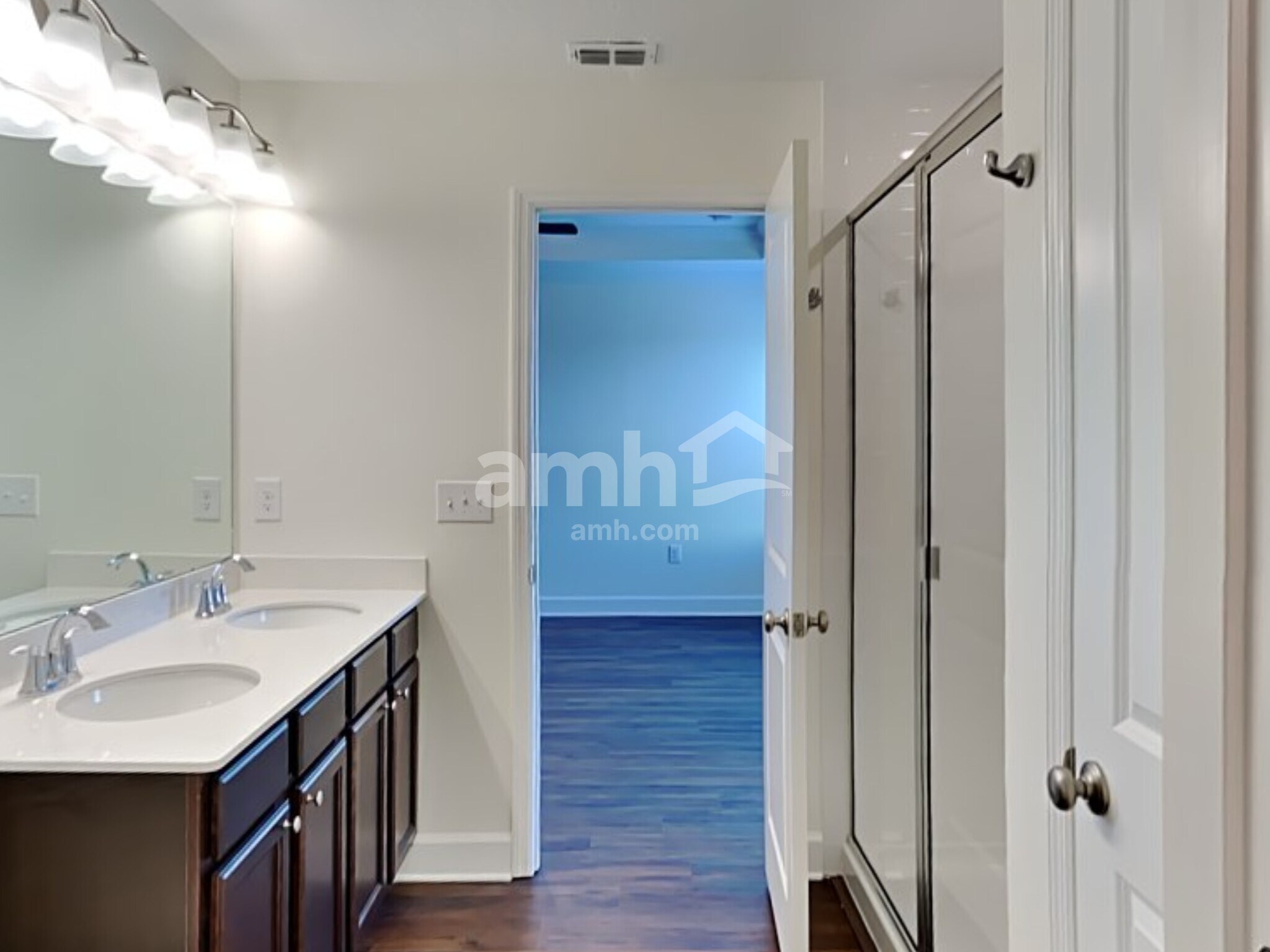 Building Photo - 2114 Saffron Walden Dr