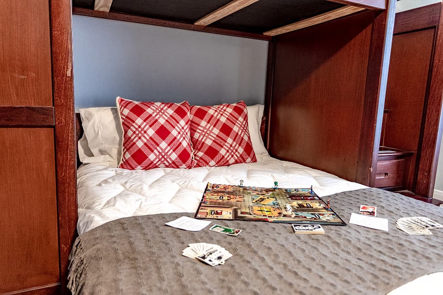 Building Photo - 3415 Shelby Ave