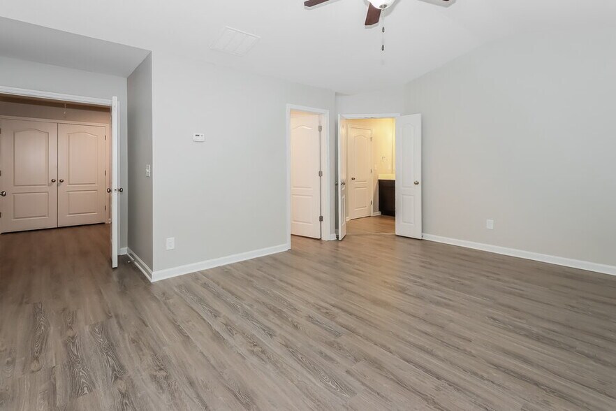 Building Photo - 7528 Stone Creek Path