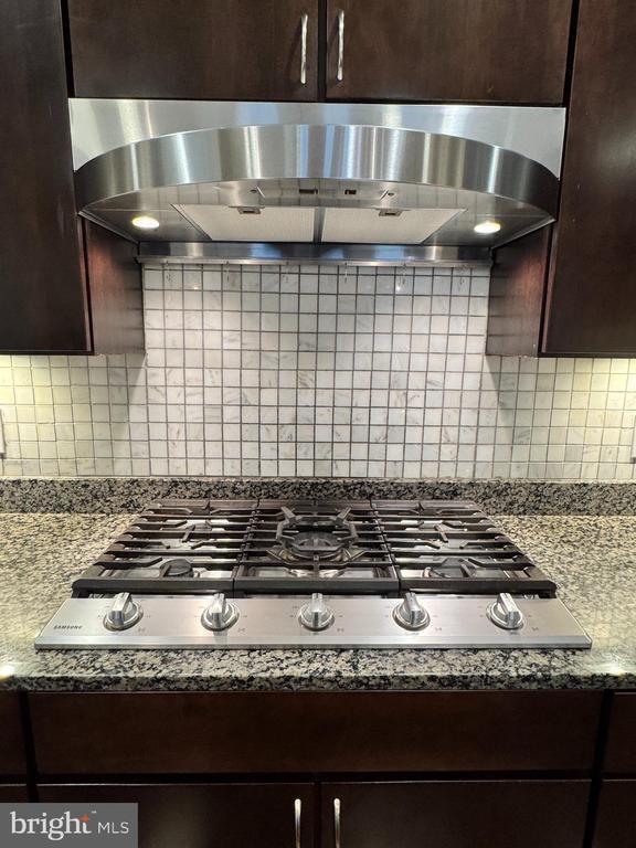 Building Photo - 2959 Chesham St