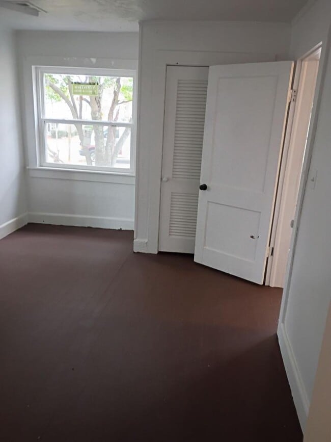 Building Photo - 1042 E Peachtree St