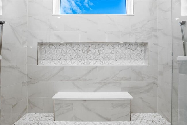 Building Photo - 4009 W Euclid Ave