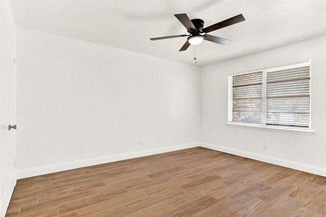 Building Photo - 316 Hilltop Ave