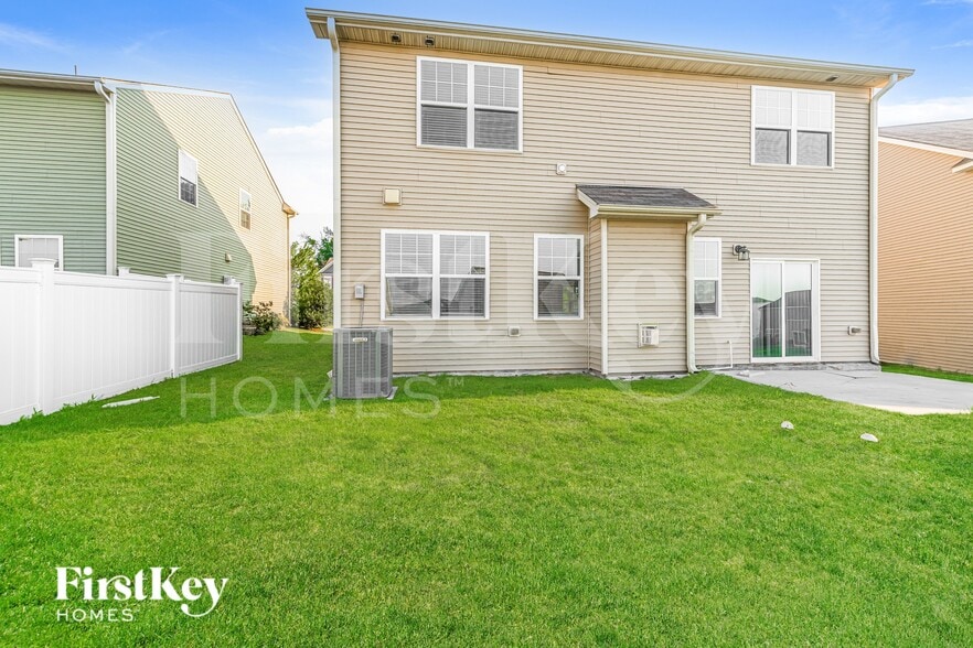 Building Photo - 637 Starry Sky Dr
