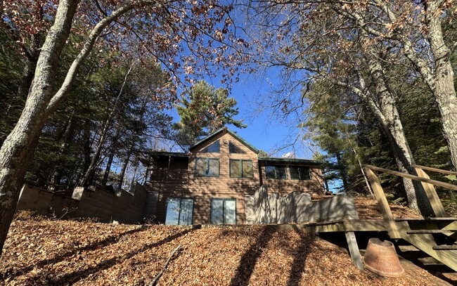 Building Photo - N. N Townline Rd