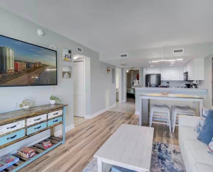 Building Photo - 2501 S Ocean Blvd
