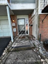 Building Photo - 906 Summit Chase Dr