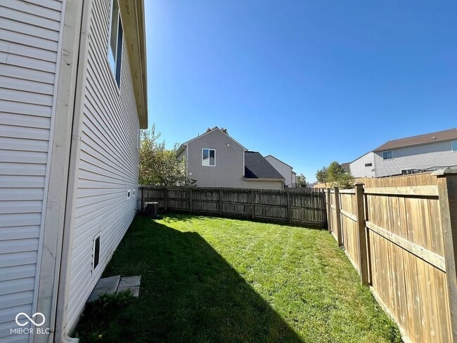 Building Photo - 620 Cembra Dr