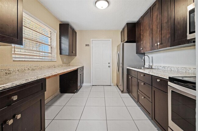 Building Photo - 1060 Opa-locka Blvd