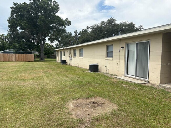 Building Photo - 424 Marimar St