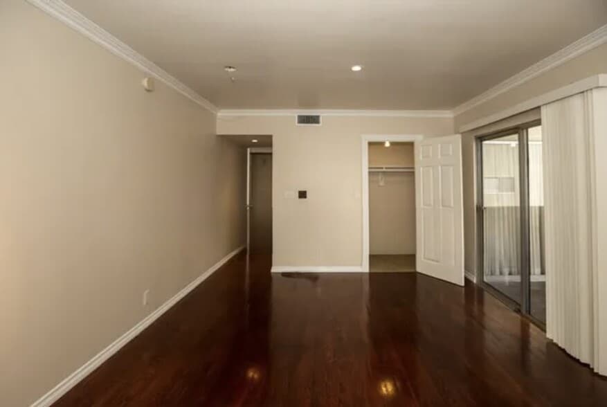 Bedroom Closet and Hallway - 11970 Montana Ave