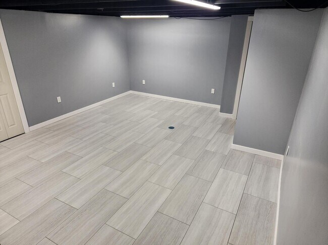 Basement - 23707 Stonehenge Blvd