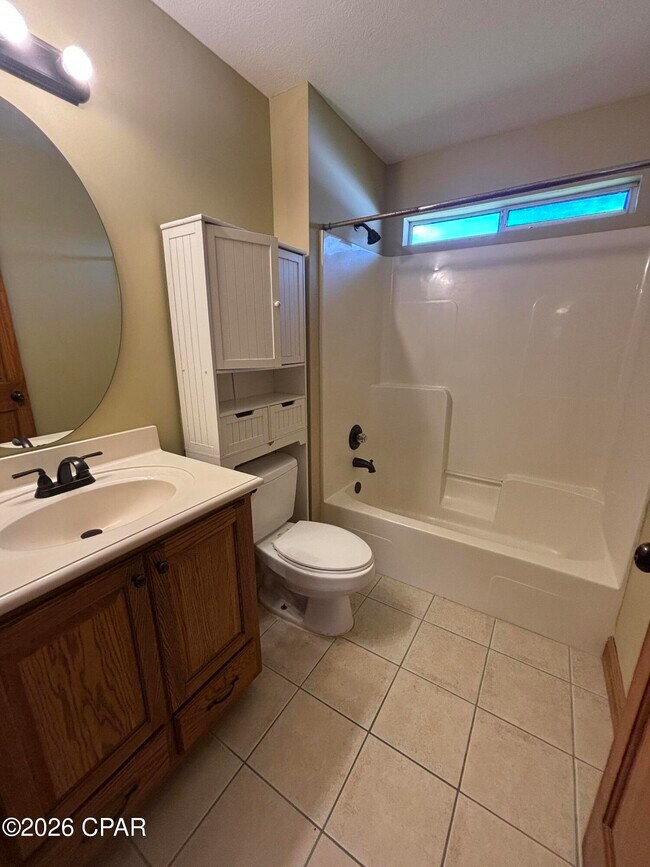 Building Photo - 4701 Deerfield Dr