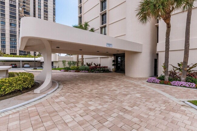 Building Photo - 5380 N Ocean Dr