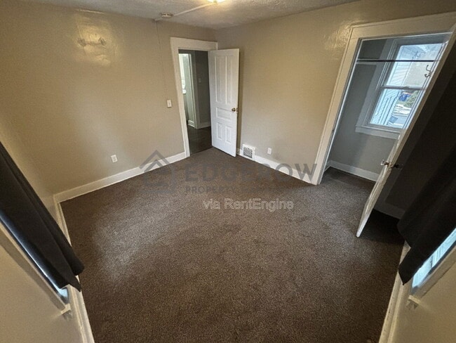 Building Photo - 1263 College Ave NE