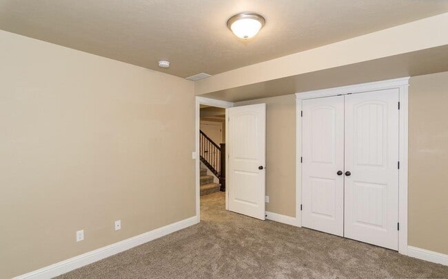 Building Photo - 1466 Chesney Ct
