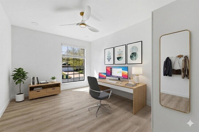 Building Photo - 1707 Yucca Ln