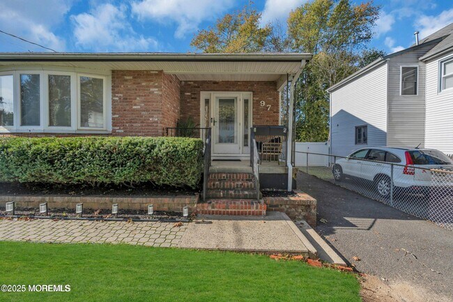 Building Photo - 97 Monmouth Ave