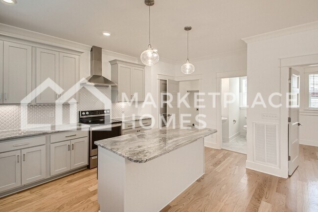 Building Photo - 518 Yokley Rd