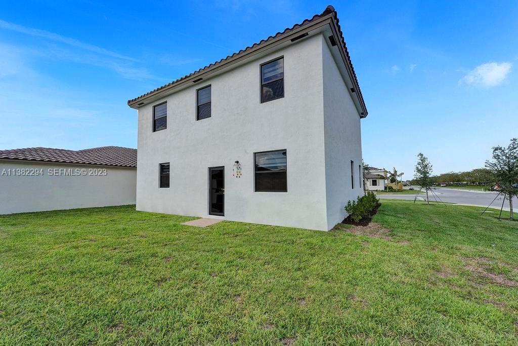 Building Photo - 11904 SW 240th St