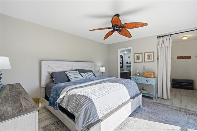 Building Photo - 5982 SE Riverboat Dr