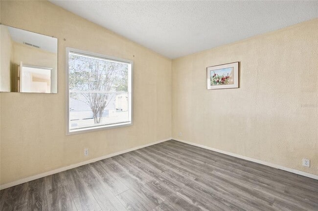 Building Photo - 8880 SW 27th Ave