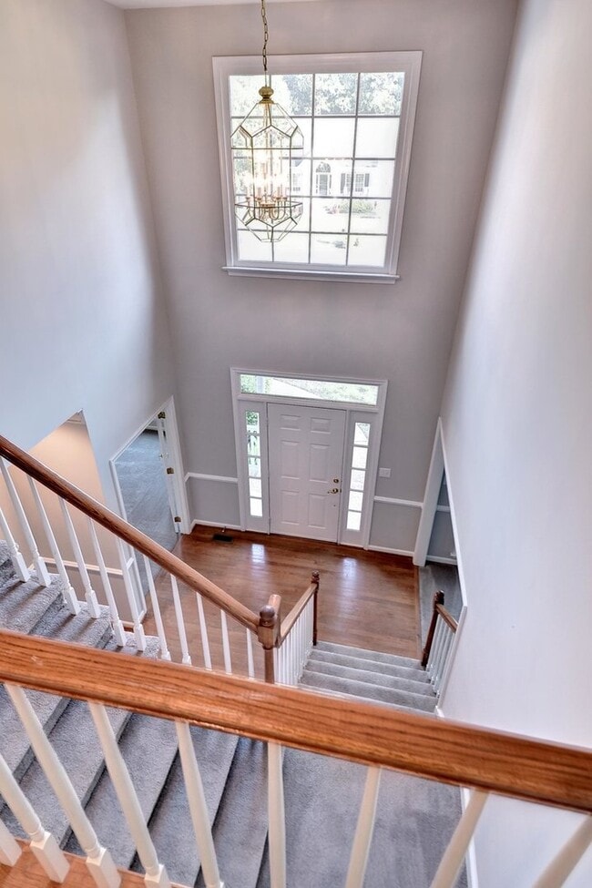 Building Photo - Updated & Spacious Home in Wythe Creek Farms