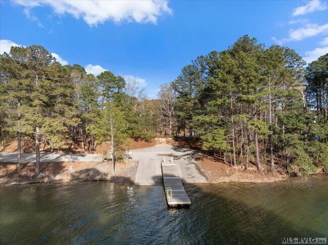 Building Photo - 164 Sandy Cove Dr