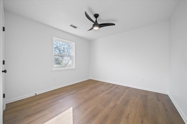 Building Photo - 1676 Miller Farms Rd