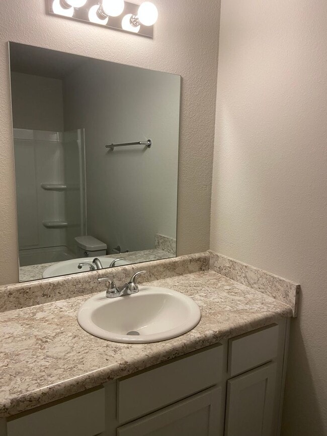 Building Photo - *NOW PRELEASING!*  Four Bedroom | Two Bath Home in Walcott Springs