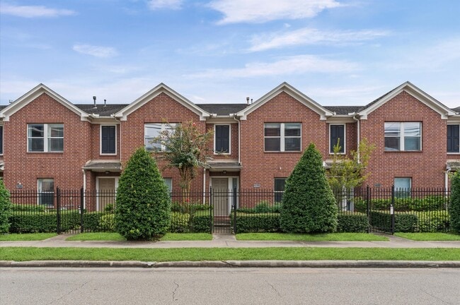 Building Photo - 2933 W Dallas St