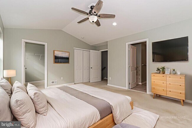 Building Photo - 5 Lani Ln