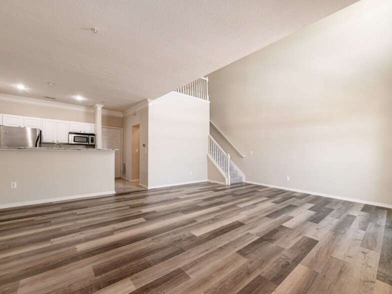 Building Photo - 6117 Craughwell Ln