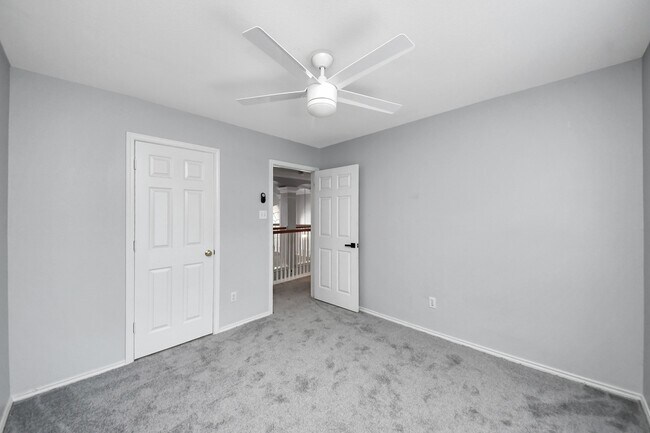 Building Photo - 16810 Valley Palms Dr
