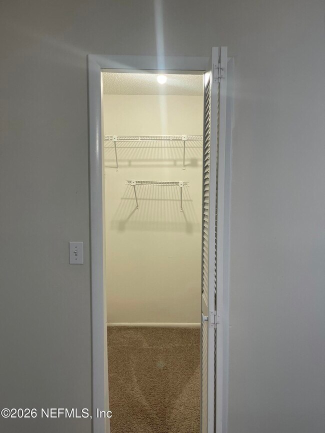 Building Photo - 11432 Skipjack Way S