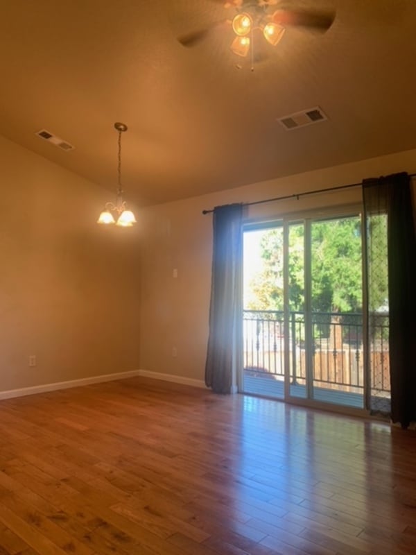 Building Photo - 205 Classick Dr