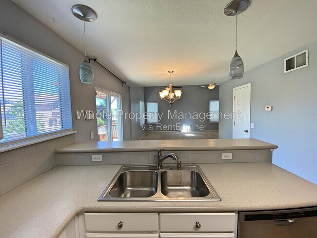 Building Photo - 5981 S Zante Way