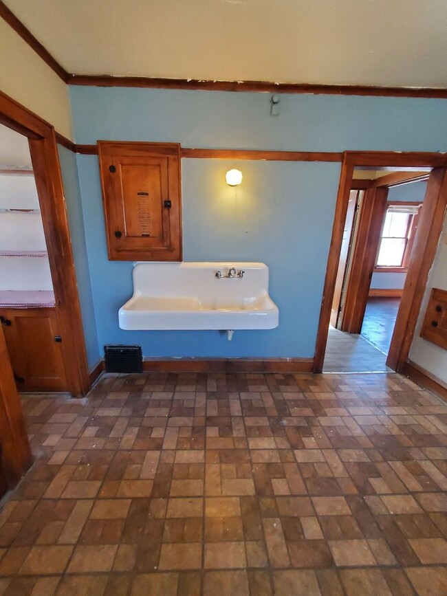 Building Photo - 2878-2880 N 57th St. (Duplex)