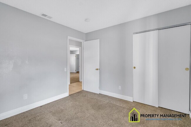 Building Photo - Remodeled 4-Bedroom Retreat with Large Backyard